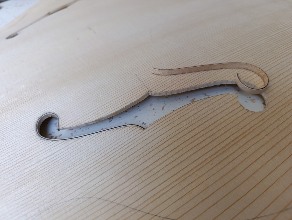 Fabrication_en_cours_Guitare_Archtop_ Guitare_jazz_17_pouces_D.Simon_Luthier_Archtop_guitare_scultée_mains_vernis_gomme_laque Fabrication_en_cours_Guitare_Archtop_17_pouces_D.Simon_Luthier_Archtop_guitare_scultée_mains_vernis_gomme_laque Fabrication_en_cours_Guitare_Archtop_ Guitare_jazz_17_pouces_D.Simon_Luthier_Archtop_guitare_scultée_mains_vernis_gomme_laque Fabrication_en_cours_Guitare_Archtop_17_pouces_D.Simon_Luthier_Archtop_guitare_scultée_mains_vernis_gomme_laque